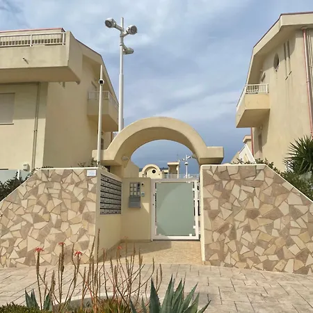 Molino Village Marina Apartment